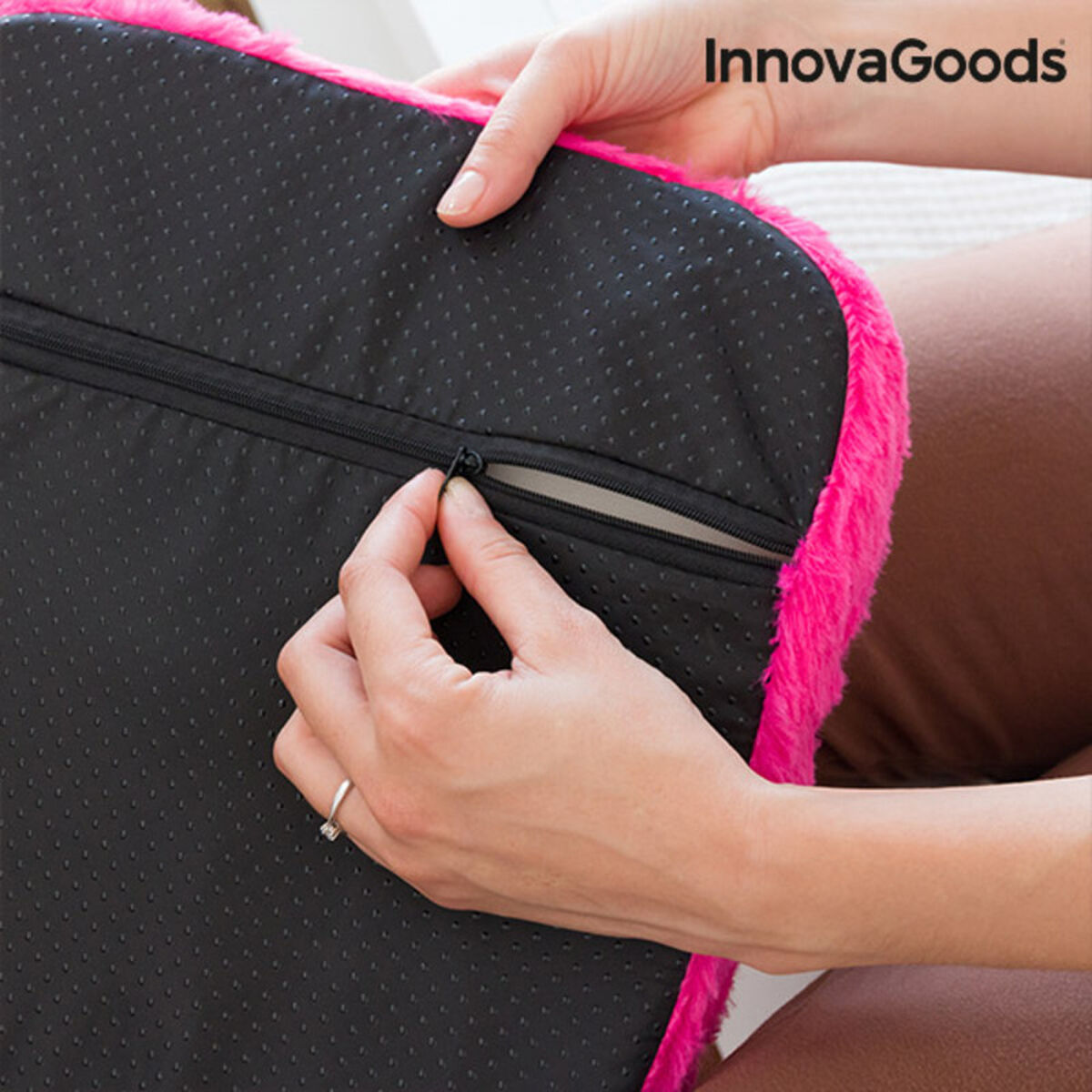Foot Massager by InnovaGoods – Portable Comfort & Therapy