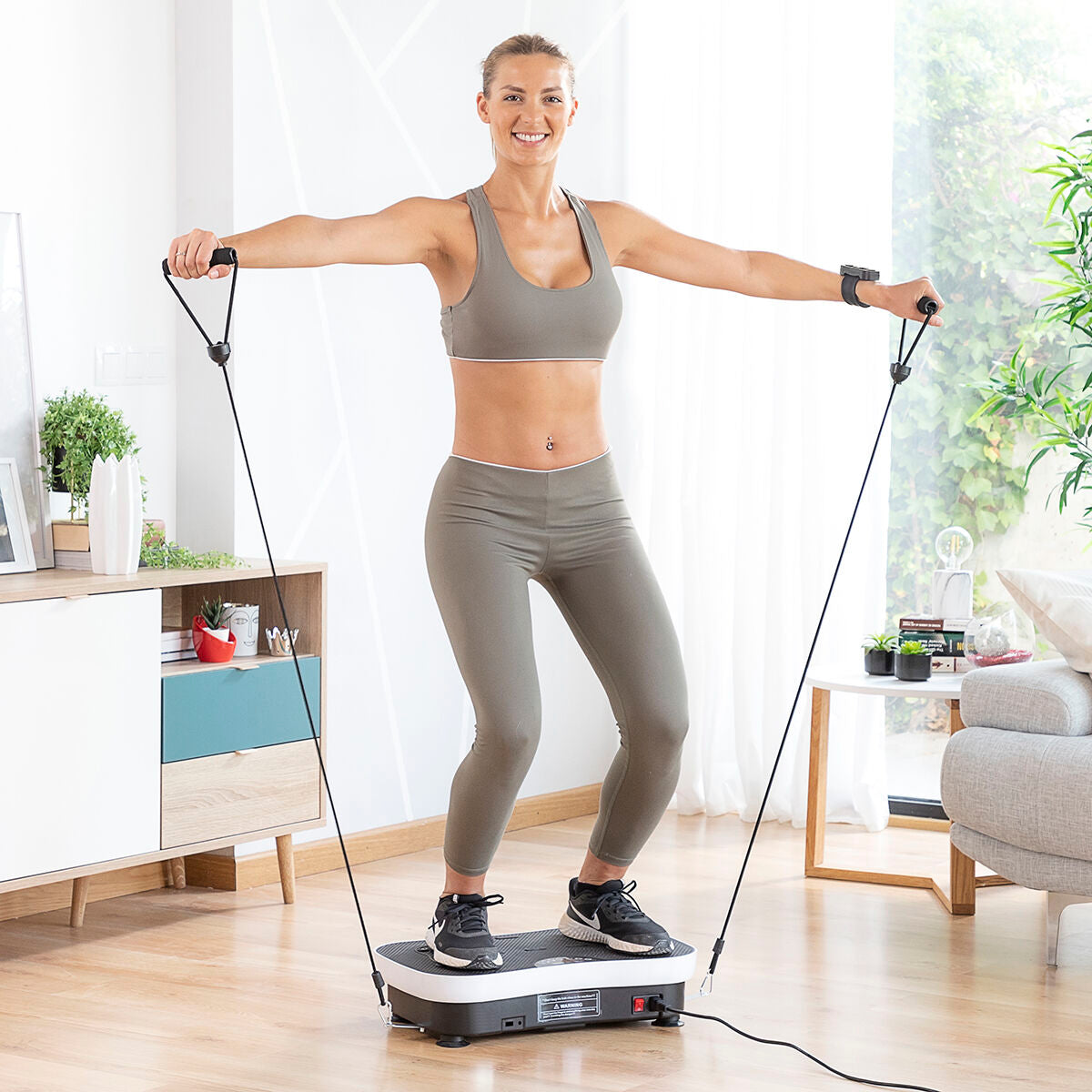 Vibration Fitness Plate – Vybeform, Includes Exercise Accessories